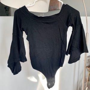 Off-the-shoulder Bell-sleeved Bodysuit